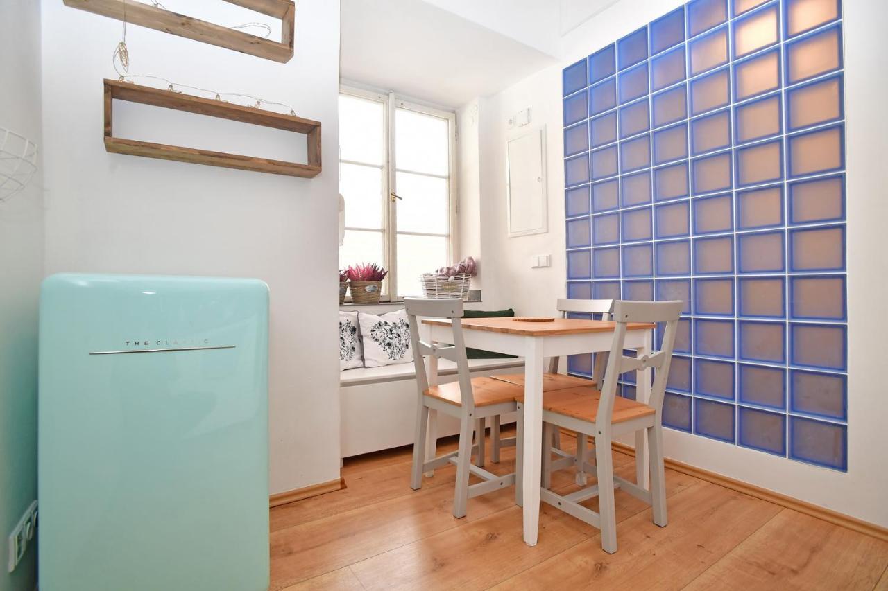 Lovely Little Cosy Apt In Prague Ngoại thất bức ảnh
